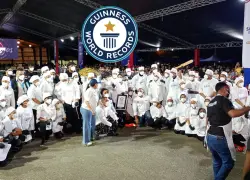 ¡Oficial! República Dominicana rompe Récord Guinness con la bola de plátano verde más grande del mundo