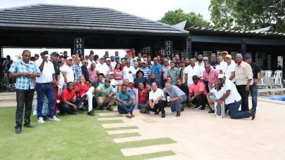 Diputada Leyvi Bautista celebra el D&iacute;a del Padre en SDO