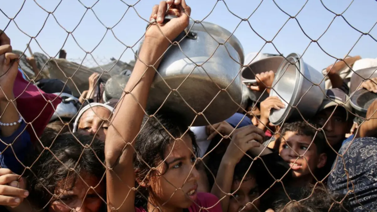 ¿Por qué la población de Gaza no está recibiendo la ayuda que tanto necesita?